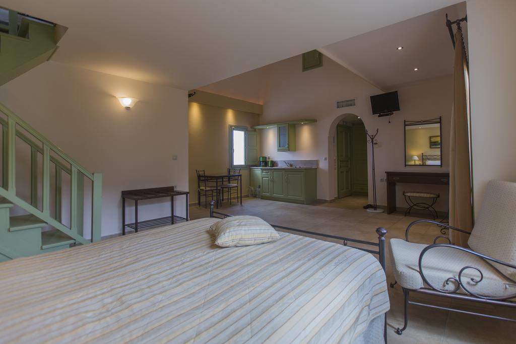 Anassa Deluxe Suites Kamári Eksteriør billede